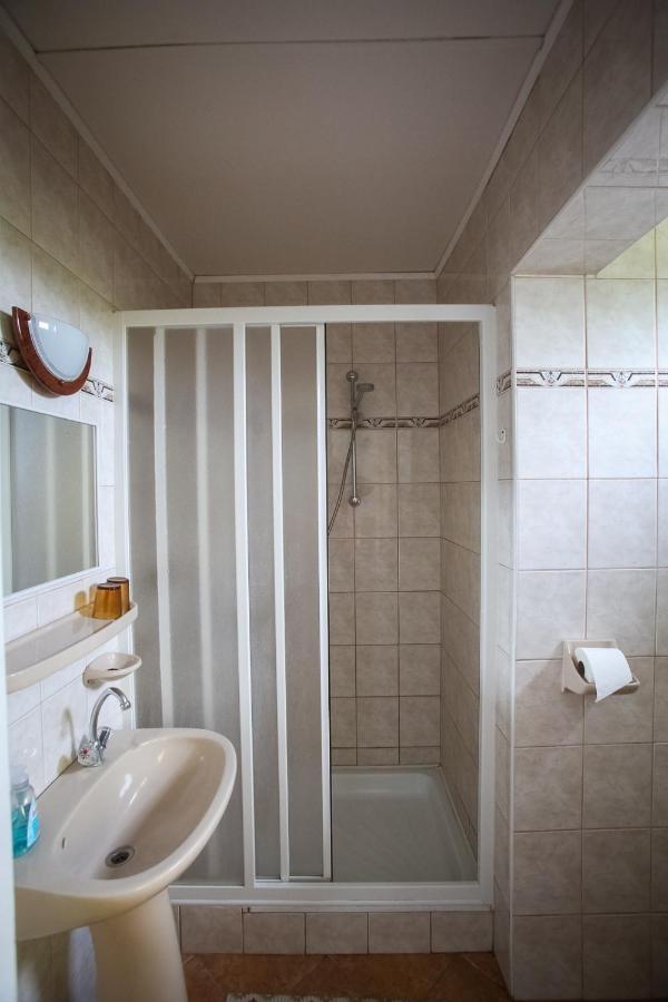 Hellenyi Apartmanok Harkany Bagian luar foto